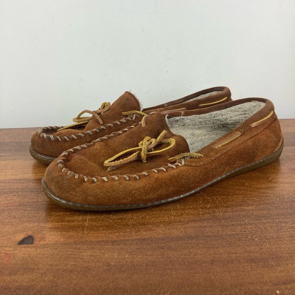 Minnetonka 3902 Moccasin Pile Lined Rubber Sole Slippers Men’s Size 10 Brown. - Picture 1 of 12